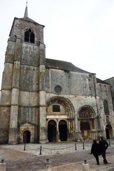 P1070744 Eglise St-Lazare (Copier)